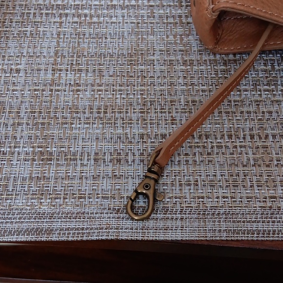 Michael Kors Tan Leather HandbagEUC - Picture 8 of 14